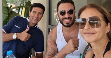 نيللى كريم وهشام عاشور × صورة بعد العودة من شهر العسل بأمريكا