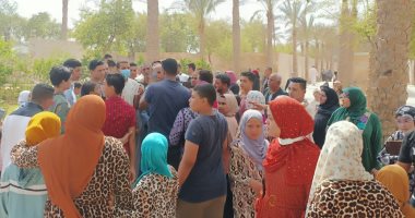 أهالى قرية أبو رقبة يحكون ذكريات وأسرار لأول مرة عن الراحل محمود العربى‎.. لايف