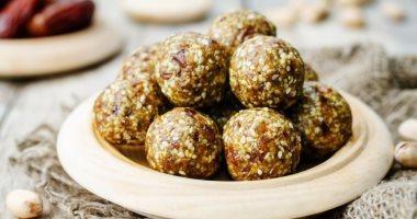 طريقة عمل " المدكوكة العراقية" والشاى بالهيل.. جددى مطبخك