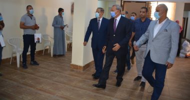 انطلاق حملة "معا نطمئن.. سجل الآن" لحث المواطنين على تلقى اللقاح فى بنها.. صور
