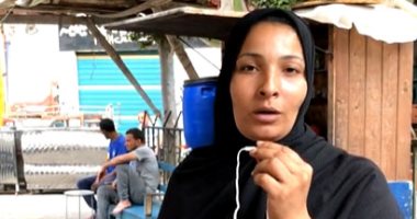 فرحة بعد تعب.. السعادة تملأ منزل "بوسى" أشهر حدادة بمصر بعد استجابة الرئيس السيسى لمطالبها بتوفير شقة وورشة ومعاش يكفل لها حياة كريمة.. وتؤكد: حياتى اتغيرت وأشعر بالفخر وهكمل كفاح لآخر نفس فى حياتى.. فيديو وصور