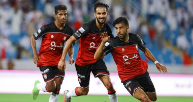 الرائد يتصدر الدورى السعودى مؤقتا بالفوز على التعاون فى مباراة الـ8 أهداف