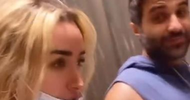 هنا الزاهد ممازحة أحمد فهمى خلال "الشوبينج": بفسحه.. والفنان يرد: فلستينى