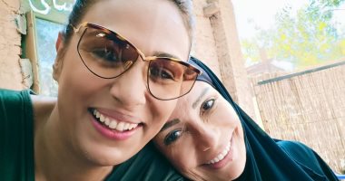 رباب ممتاز أخت إيهاب فهمى فى "اللى خلف مامتش".. صور 