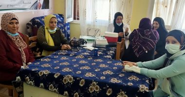 أهالى كفر صقر يتوافدون على مركز الشباب لتلقى لقاح كورونا بالشرقية.. لايف