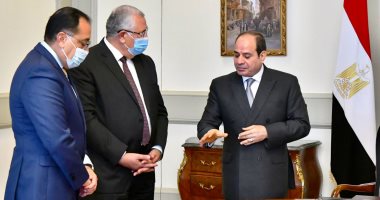 الرئيس السيسي يتابع بحث الاستغلال الأمثل لمياه الأمطار  والسيول بالزراعة   