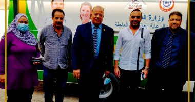 محمد تيسير مطر يزور مركز تطعيم كورونا بمركز شباب دار السلام بحضور رئيس الحى..صور