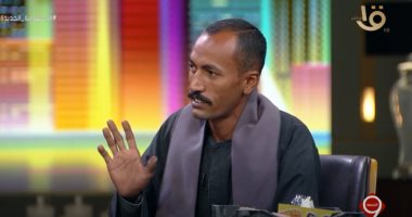يوسف الحسينى مشيداً بالبائع الفصيح: لديه حس تسويقى اقتصادى راقى