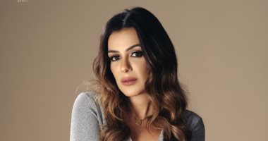 إنجى المقدم كاتبة روائية عن الزواج السعيد فى مسلسلها "دليلك الذكى للطلاق"