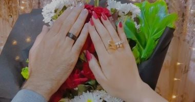 الشاعر أحمد حسن راؤول يعلن خطوبته:" جاتلي اللي حبيتها بالتلاتة"