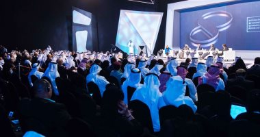 منتدى الاتصال الحكومى بالشارقة يناقش أسس بناء الوعى الجمعى فى عملية التواصل