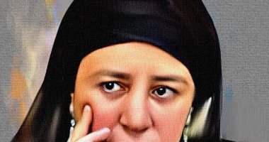 قارئ يهدى الفنانة عبلة كامل بورتريه بصورتها بمناسبة عيد ميلادها 