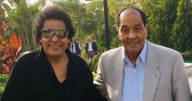 محمد منير ينعى المشير طنطاوى: رحم الله أبى المعلم والقائد
