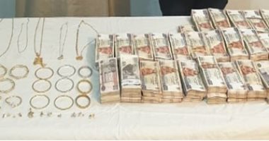 سقوط عاطلين وراء سرقة مشغولات ذهبية ومبلغ مالي من شقة في بولاق الدكرور