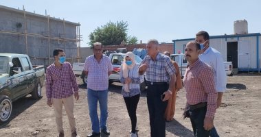مساعد رئيس مجلس الوزراء يتفقد مشروعات حياة كريمة بشطانوف المنوفية