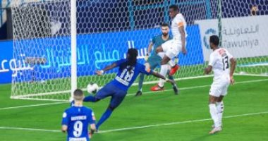 الهلال يتحدى الشباب فى ديربى الرياض و3 مواجهات مثيرة بالدورى السعودى 