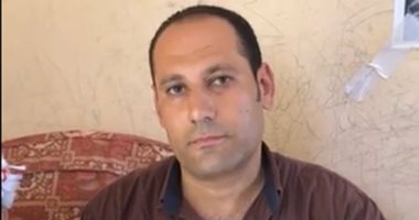 أمانة المصريين.. مسعف يعثر على 122 ألف جنيه مع مصاب بحادث ويسلمها لأهله.. فيديو