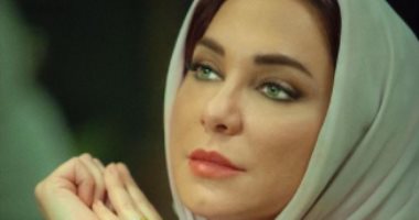 سلاف فواخرجي بعد رحيل والدها: "شو يعني ادخل البيت وماشوفك"
