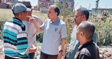 نائب مدينة دكرنس يحيل 46 عاملا بالوحدة المحلية بديمشلت ودموه للتحقيق