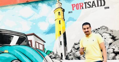 بورسعيدى يبدع فى رسم الجداريات لشخصيات أثرت فى المجتمع.. صور