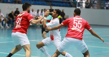 الزمالك يتقدم على الأهلى فى الشوط الأول لدورى محترفين اليد .. صور