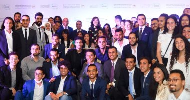 مركز "الهجرة" للحوار ينظم حلقة نقاشية مع الشباب الدارسين بالمملكة المتحدة الأحد للترويج لـ"حياة كريمة"
