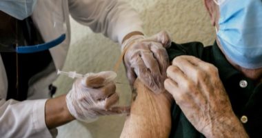 CDC: حماية لقاح كورونا تتضاءل بمرور الوقت خاصة لكبار السن