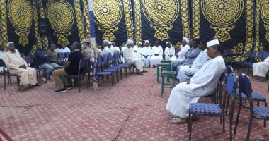 أهالى النوبة يواصلون استقبال عزاء المشير طنطاوى بمسقط رأسه.. مساء اليوم