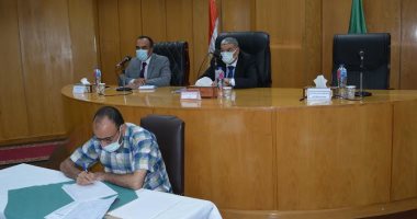 حياة كريمة بالمنيا.. جارى العمل فى 219 مشروع مياه شرب و194 مشروعا بالصرف