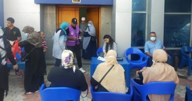 محافظ بورسعيد يعلن تطعيم 10000 مواطن بمراكز التطعيم الجديدة