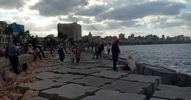 طقس غير مستقر ورياح بالإسكندرية.. سماء عروس المتوسط تُنذر بأمطار غزيرة