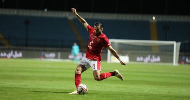 الأهلي يكثف مفاوضاته لإنهاء ملف تجديد علي معلول بعد الاغراءات السعودية