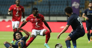 التدوير طوق النجاة للأهلى بعد تراجع الأداء.. أحمد عبد القادر ينافس الشحات فى الجبهة اليمنى.. ميكسيونى يخطف الأنظار من طاهر وكهربا.. صلاح محسن يؤكد جدارته باللعب أساسيا..وحسام حسن يثبت وجوده.. وعمار يبحث عن فرصة