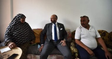 بعد نقلهم لحدائق أكتوبر.. حسام المندوه في زيارة لأهالي عرب الدريسة ويعد بالتدخل لتنفيذ مطالبهم