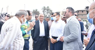 محافظ الشرقية يتفقد كوبرى أبو طبل بمنيا القمح لبحث إمكانية توسعته.. صور