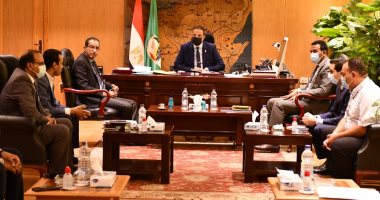 محافظ الفيوم يترأس اللجنة المركزية لمتابعة موقف كورونا بالمحافظة