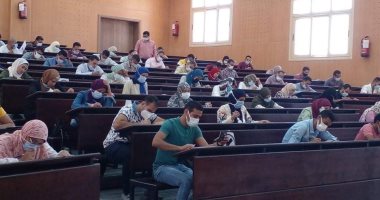 بدء الاختبارات التحريرية لوظائف شركة مياه الشرب بالبحر الأحمر.. صور