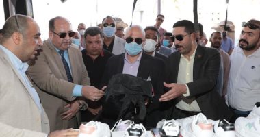 محافظ بنى سويف يفتتح معارض "أهلاً مدارس" لتوفير المستلزمات الدراسية بتخفيضات