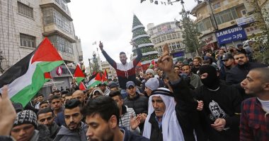 مسيرة في رام الله للتنديد باستشهاد 5 شباب فلسطينيين على يد الاحتلال