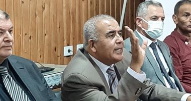 وكيل تعليم دمياط يبحث الاستعداد للعام الدراسى الجديد والعجز والزيادة فى المواد