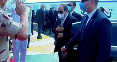 الرئيس السيسي يصل مقر افتتاح محطة معالجة مياه مصرف بحر البقر  