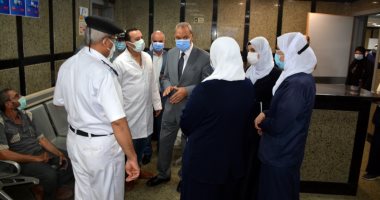 محافظ القليوبية يتفقد مستشفى كفر شكر المركزى ومحطة المياه المرشحة.. صور