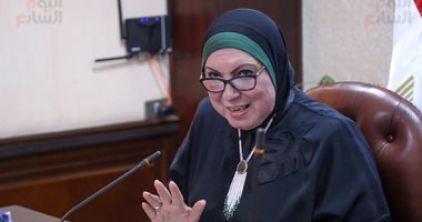 نيفين جامع: زيارة الرئيس السيسي لمعرض تراثنا دليل اهتمام بالمشروعات الصغيرة