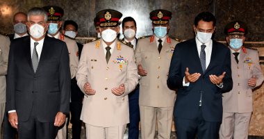 الرئيس السيسى ينيب وزير الدفاع للمشاركة فى إحياء الذكرى السنوية لرحيل الزعيم جمال عبد الناصر