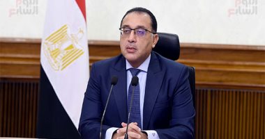 رئيس الوزراء يشدد على ضرورة استكمال إزالة التعديات على فرعى النيل