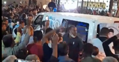 جثمان الأنبا هدرا يصل مطار أسوان تمهيدا للصلاة عليه ودفنه