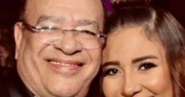 مى كساب لـ صلاح عبد الله :" ليا الشرف إنك فى حياتى وأبويا اللى بأتعلم منه"