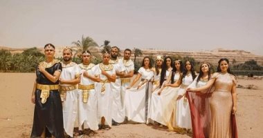 دكاترة العصر الفرعونى.. طلاب طب المنيا يعيدون حفل التخرج بملابس ملوك مصر القديمة.. لايف