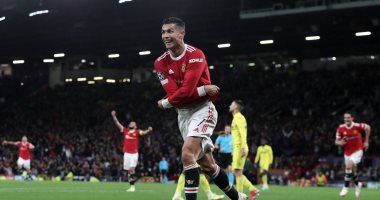 رونالدو يسرق الأضواء من ميسي مجددًا فى دورى أبطال أوروبا