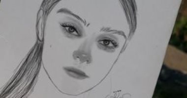 "عمر" يشارك اليوم السابع موهبته فى الرسم